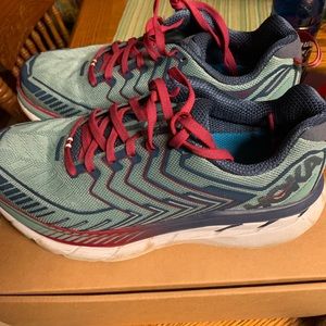 Women’s Hoka OneOne Clifton 4 Athletic Shoes-Sz 8D